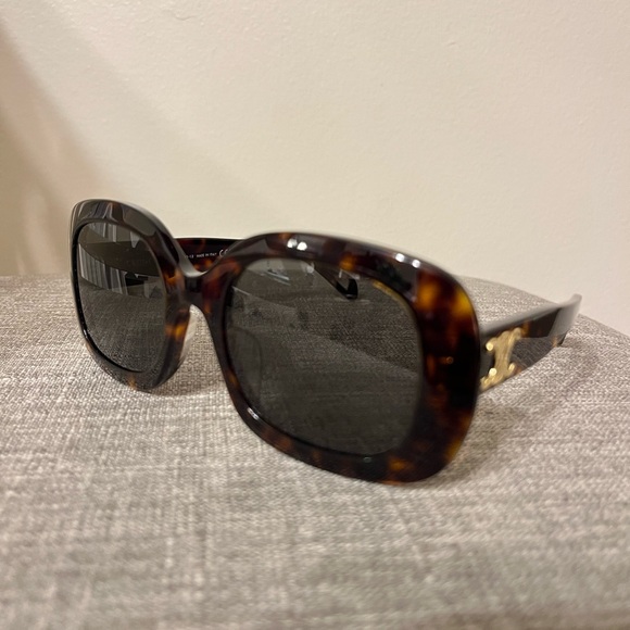 Celine Tortoise Shell Women's Sunglasses - Picture 3 of 5
